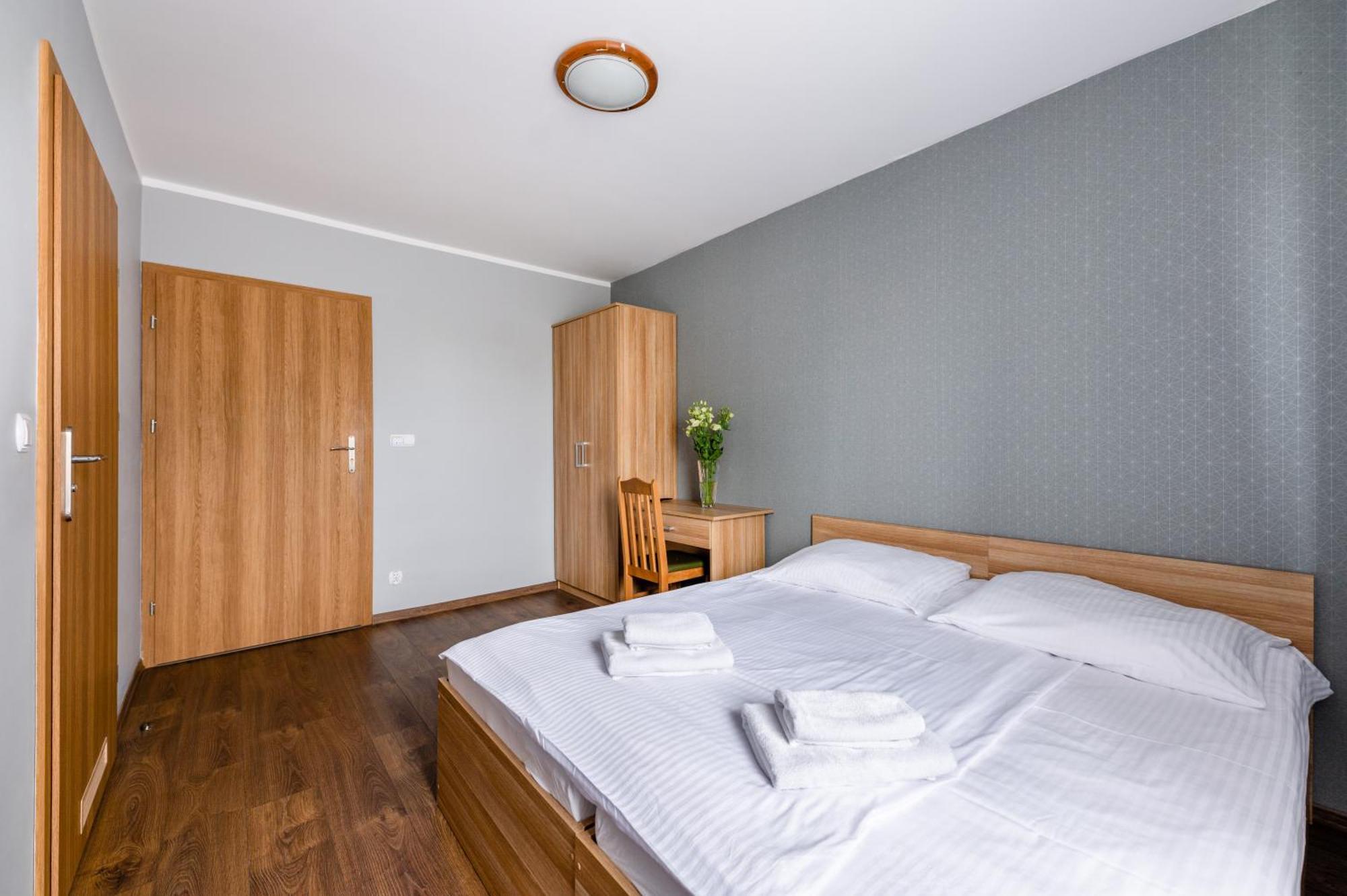 Bed and Breakfast Sleep&Go Люблинец Экстерьер фото