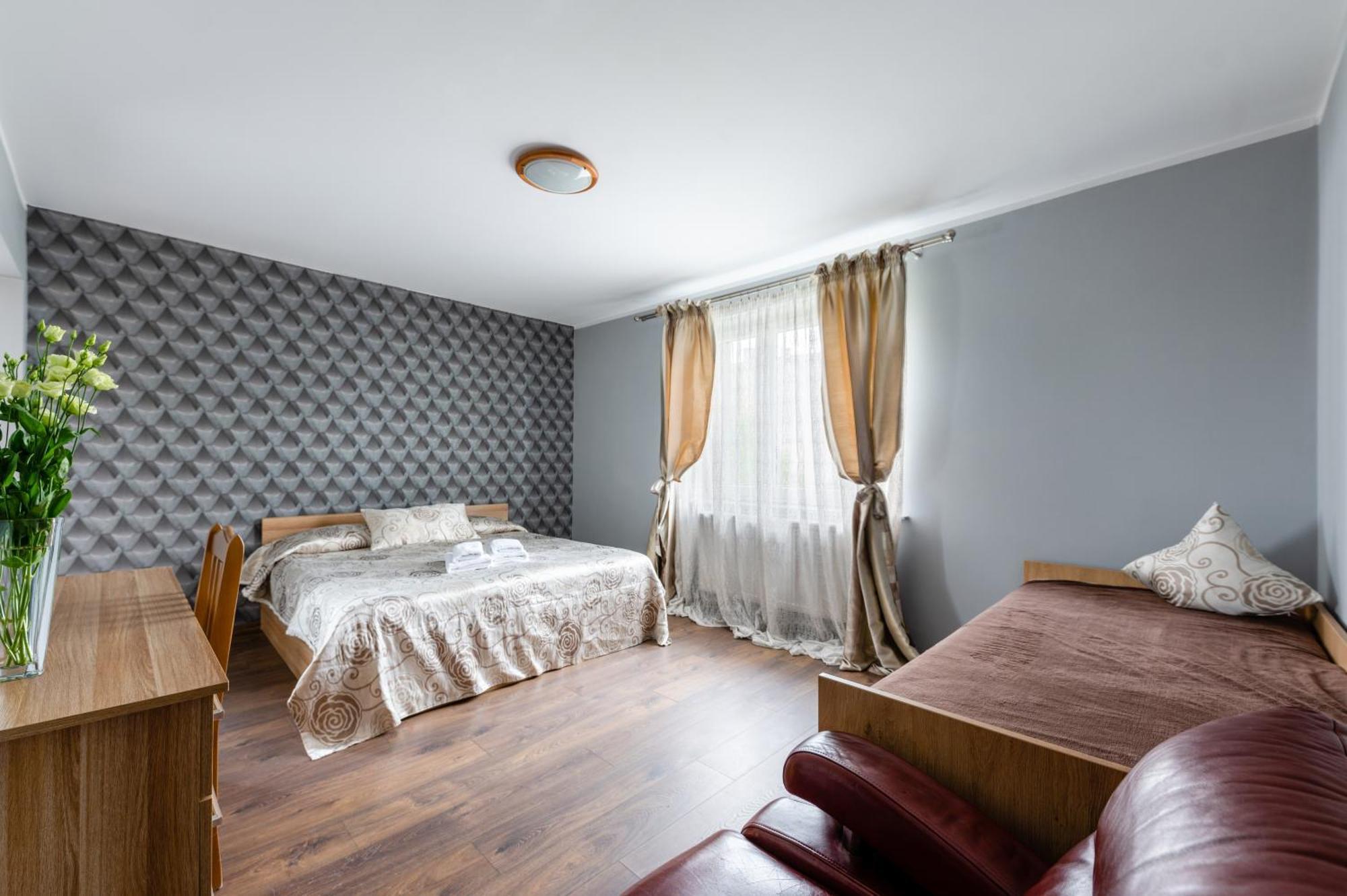Bed and Breakfast Sleep&Go Люблинец Экстерьер фото