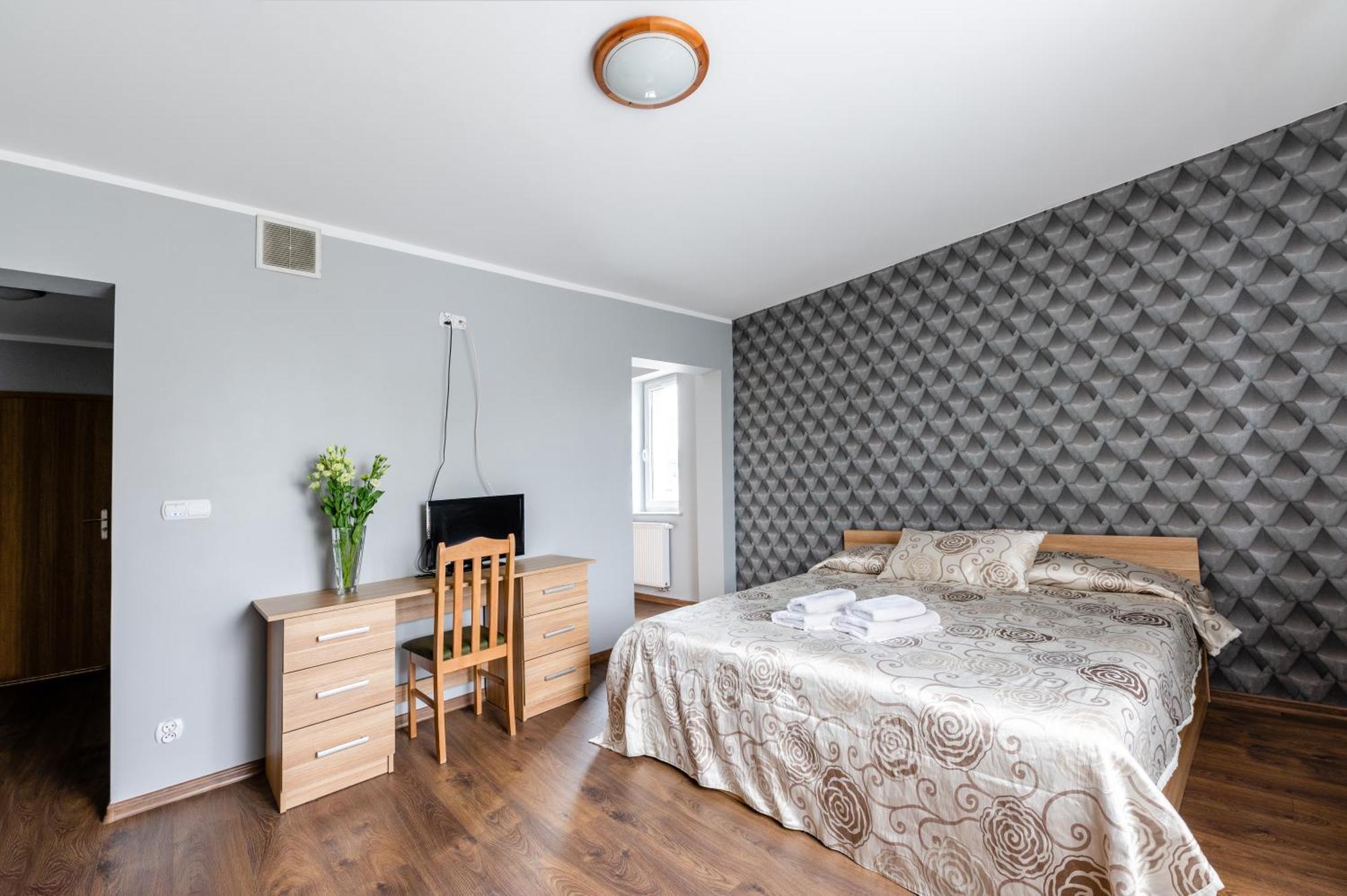 Bed and Breakfast Sleep&Go Люблинец Экстерьер фото