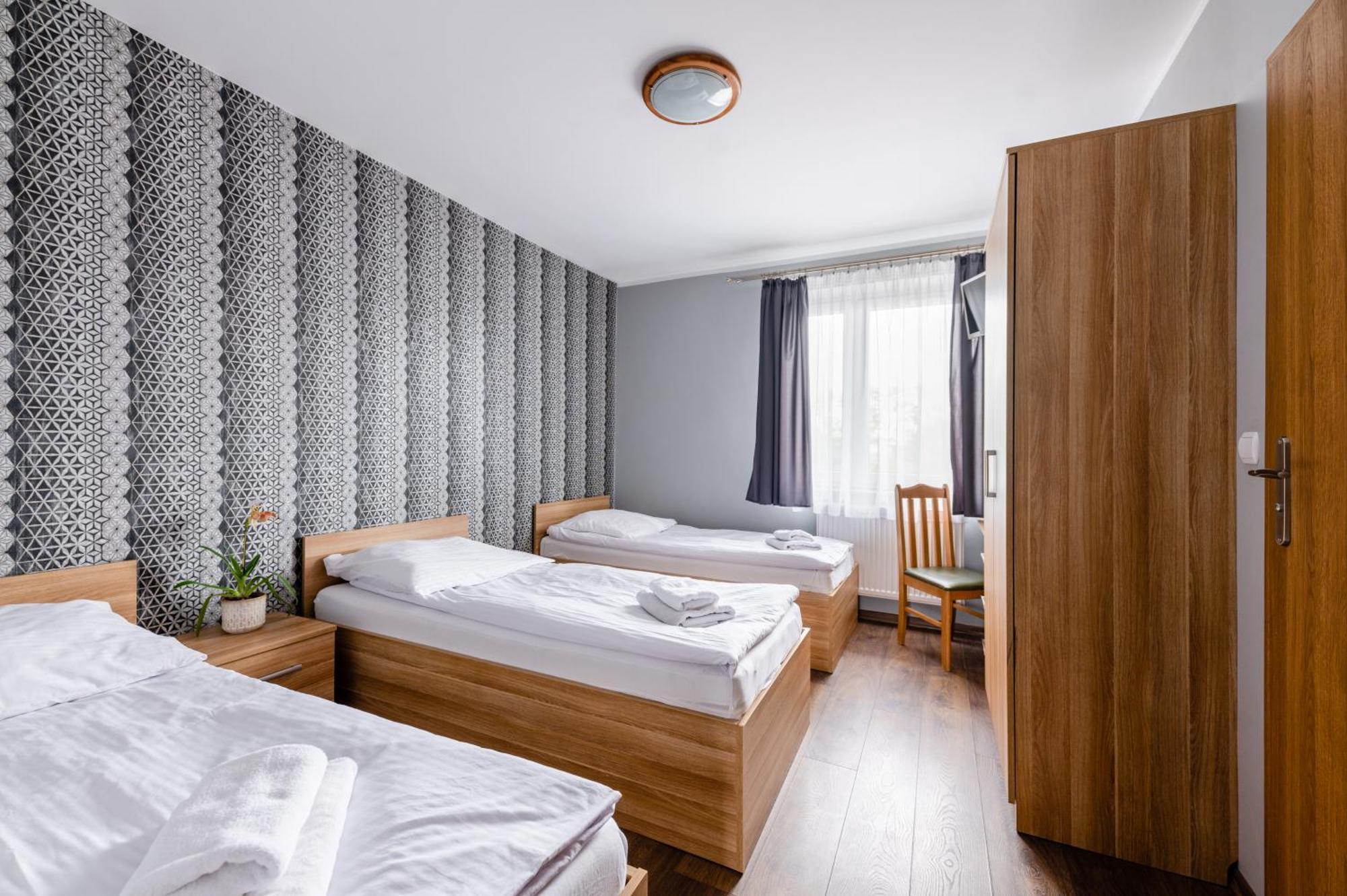 Bed and Breakfast Sleep&Go Люблинец Экстерьер фото