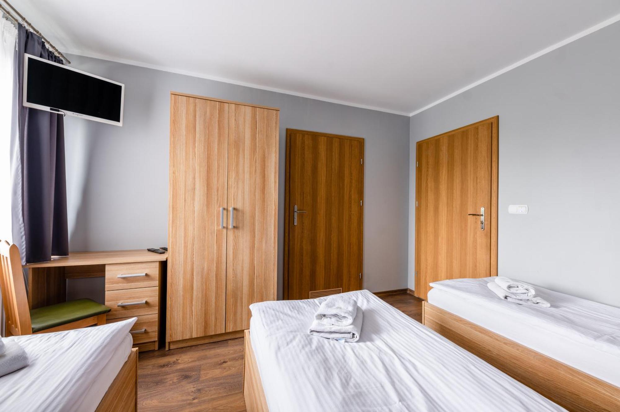 Bed and Breakfast Sleep&Go Люблинец Экстерьер фото