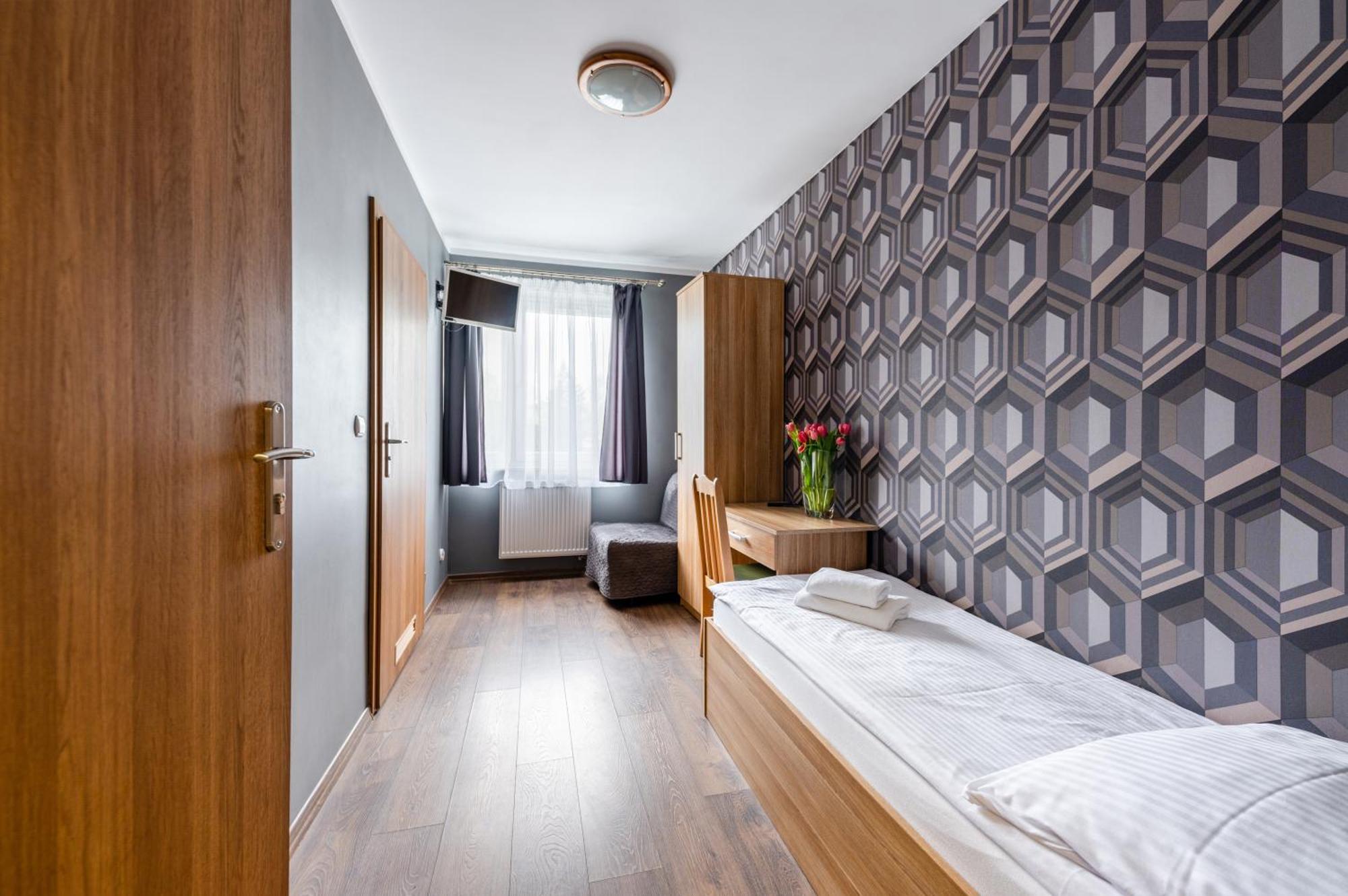 Bed and Breakfast Sleep&Go Люблинец Экстерьер фото